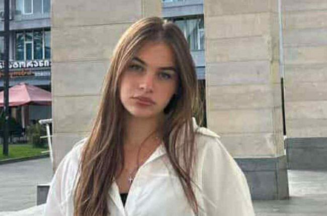 17 წლის გოგონას, რომელიც სანადირო თოფიდან შემთხვევით გასროლილი ტყვიით დაიჭრა, საზოგადოების დახმარება ესაჭიროება - მისი მდგომარეობა მძიმეა