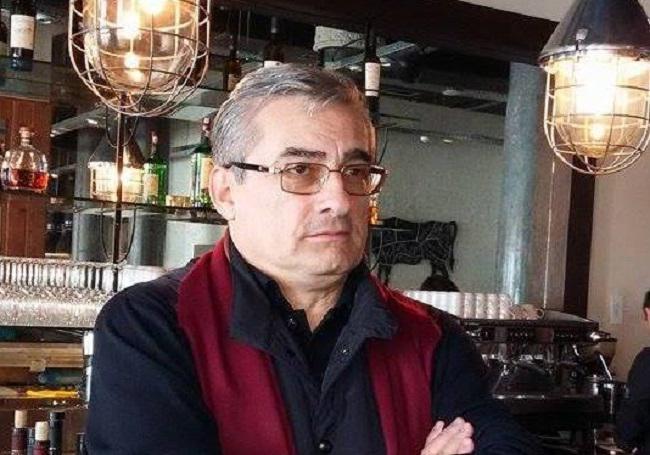 67 წლის ასაკში გარდაიცვალა ჟურნალისტი აკაკი სიხარულიძე