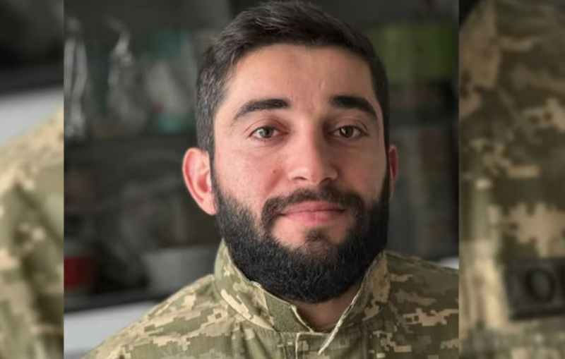 "ის რუსეთ-უკრაინის საბრძოლო მოქმედებებში მონაწილეობს" - რას ამბობს ადვოკატი 4 ოქტომბრის აქციის ფარგლებში დაკავებულ ვლადიმერ სურმანიძეზე, რომელსაც პატიმრობა შეეფარდა