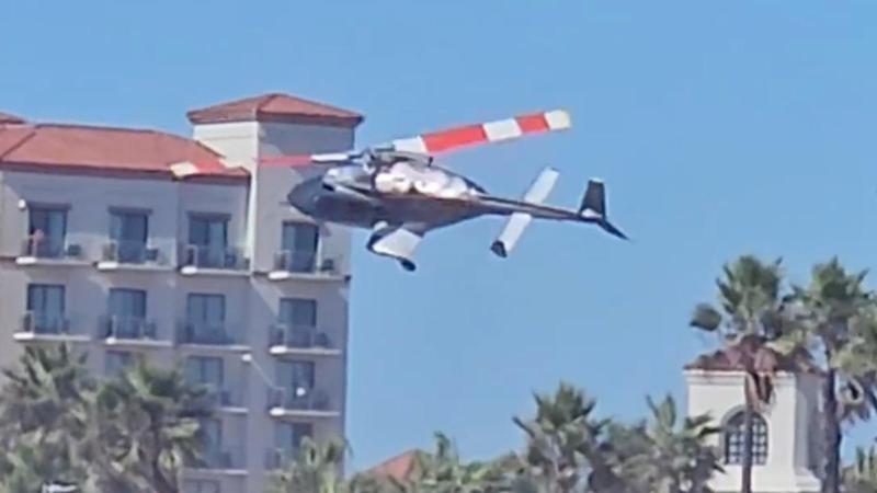 კალიფორნიაში სანაპიროზე ვერტმფრენი ჩამოვარდა - ავიაკატასტროფის კადრები მედიაში ვრცელდება (ვიდეო)