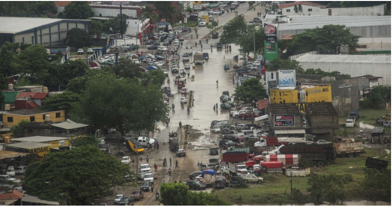 ათეულობით დაღუპული და ასეულობით დაზარალებული - მექსიკა ტროპიკული ქარიშხლების დამანგრეველ შედეგებს ებრძვის