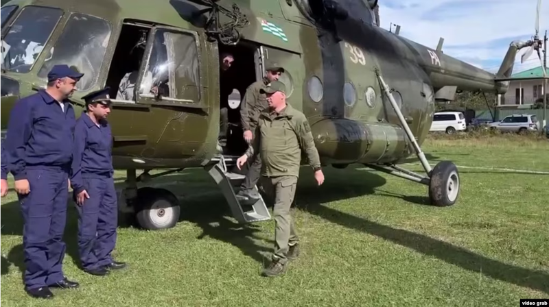 ოკუპირებულ აფხაზეთში "ფართომასშტაბიანი" სამხედრო სწავლება დაიწყო - გუნბას ე.წ. მთავრობა აცხადებს, რომ "პროფესიულ არმიას" ქმნის