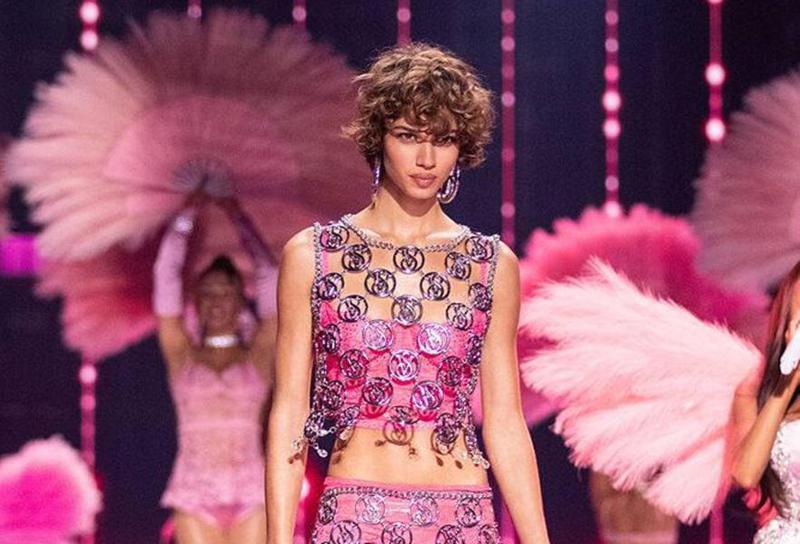 რამდენს გამოიმუშავებენ მოდელები Victoria’s Secret-ის ჩვენებაზე, სადაც მატილდა გვარლიანიც გამოვიდა?