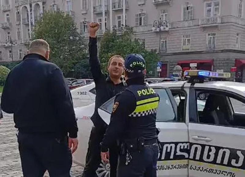 ლაშა ჩხარტიშვილს 14-დღიანი ადმინისტრაციული პატიმრობა შეეფარდა
