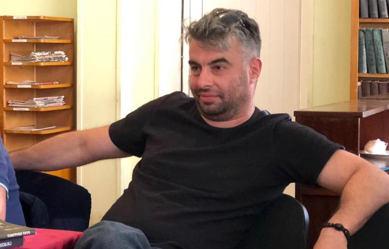 მწერალი ბექა ქურხული დააკავეს