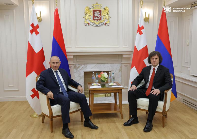 ირაკლი კობახიძე ნიკოლ ფაშინიანს შეხვდა