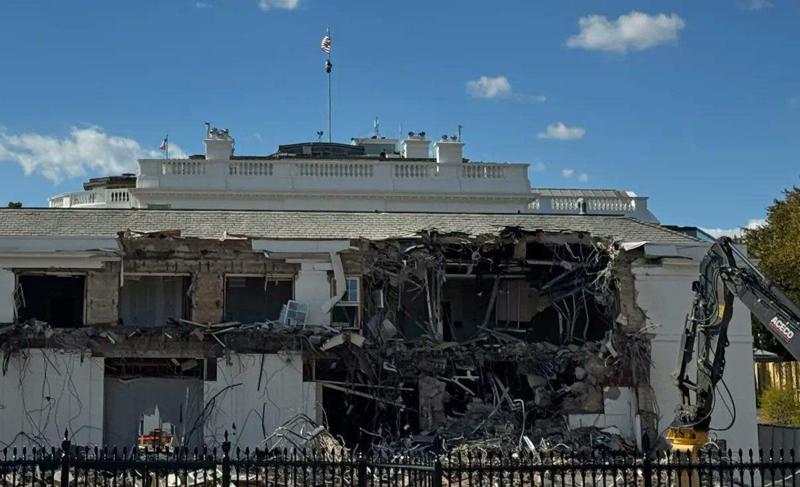 თეთრი სახლის დანგრევა დაიწყო - ტრამპის გადაწყვეტილებით, აღმოსავლეთ ფრთას ახალ საბანკეტო დარბაზს მიაშენებენ