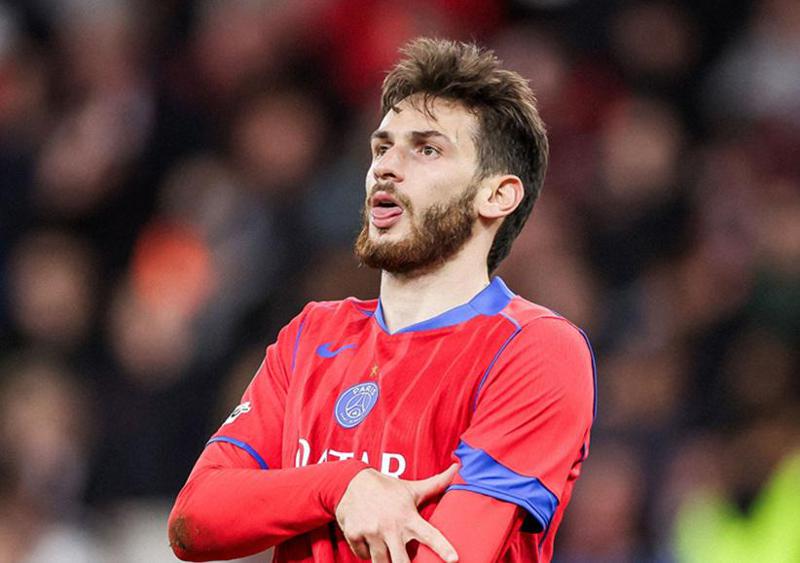 გოლების წვიმა, 2 წითელი ბარათი, "კვარას" გოლი და ასისტი -  პსჟ-"ლევერკუზენის" მატჩის მნიშვნელოვანი მომენტები: რა შეფასება მიიღო კვარაცხელიამ (ვიდეო)