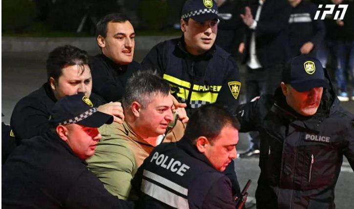 სასამართლომ ილია ღლონტი 2 ათასი ლარით დააჯარიმა