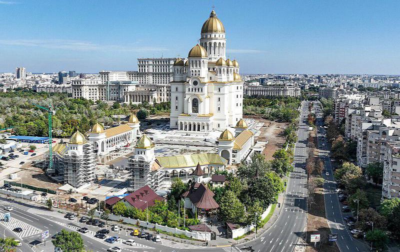 რუმინეთში მსოფლიოში ყველაზე დიდი მართლმადიდებლური ტაძარი გაიხსნა - რა დაჯდა გრანდიოზული კათედრალის მშენებლობა?