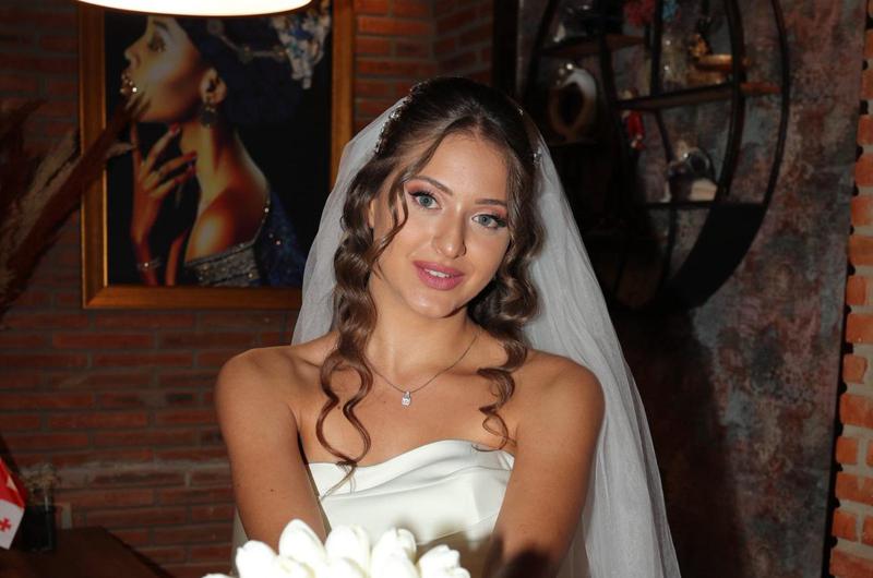 სამტრედია-აბაშის გზაზე მომხდარი უმძიმესი ავარიის დროს დაშავებული 18 წლის ფეხმძიმე გოგონას მდგომარეობა გაუმჯობესდა