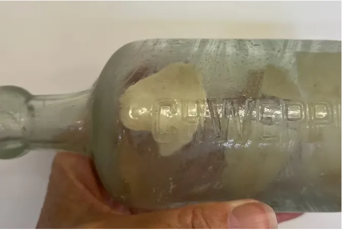 ნაპოვნია ბოთლი, სადაც პირველი მსოფლიო ომის დროს მებრძოლი ორი ჯარისკაცის წერილი აღმოჩნდა - რას წერდნენ ისინი