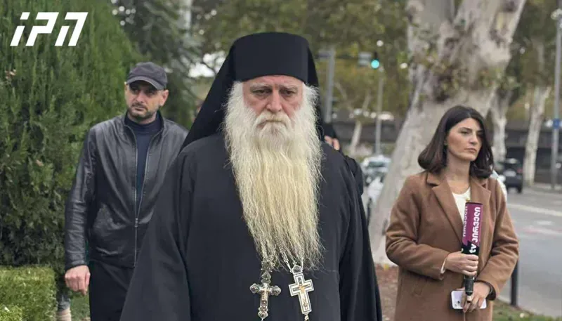 ილია მეორემ არქიმანდრიტი დოროთე ყურაშვილი შობის ტაძრის წინამძღვრობიდან გაათავისუფლა