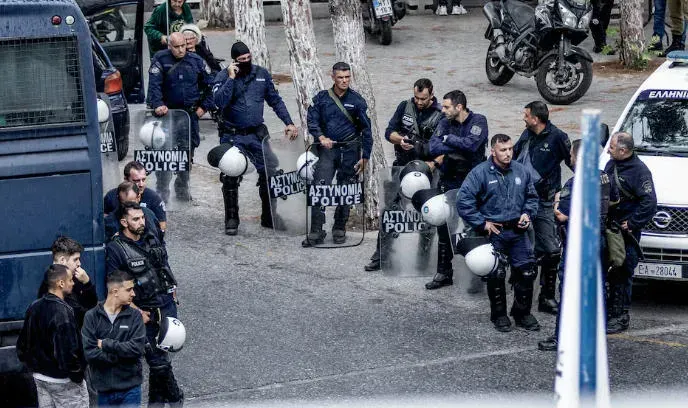 კუნძულ კრეტაზე სროლის შედეგად 2 ადამიანი დაიღუპა და 10 დაშავდა