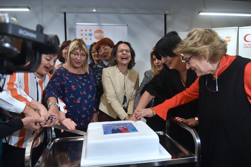 ადგილი, სადაც 60 წელს გადაცილებული ადამიანები თანამოაზრეებს პოულობენ - კლუბები სპეციალურად მათთვის