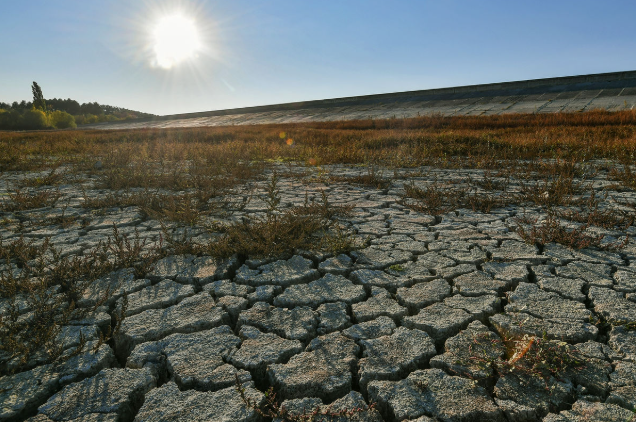 თეირანს ევაკუაცია ემუქრება? - ირანი წყლის კრიზისს ებრძვის, წყალსაცავები თითქმის დამშრალია სხვა ქალაქებშიც
