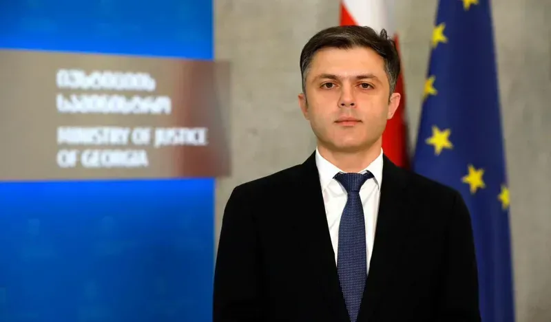 ირაკლი ხმალაძის თქმით, არ ელოდება, რომ მისი საქმიანობით  გამოძიება დაინტერესდება - რას აცხადებს იუსტიციის მინისტრის  ყოფილი მოადგილე თანამდებობის დატოვების თაობაზე