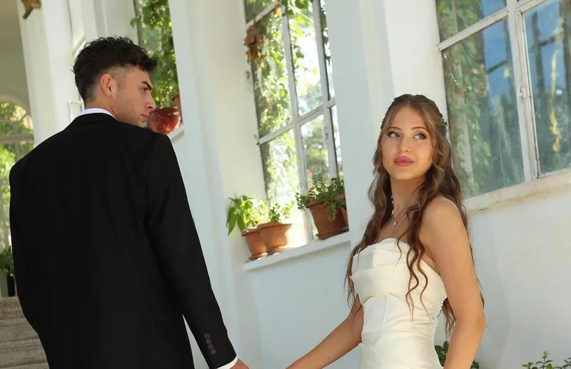 "ლიკა გადარჩა, ის უკვე სახლშია... სულ ბაჩოს კითხულობს, არ იცის, რომ მისი საყვარელი მეუღლე ცოცხალი აღარ არის, ინტერნეტთან წვდომა არ აქვს" - რას ჰყვება ახლობელი