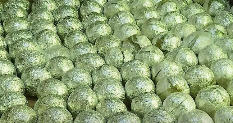 შსს-მ სახლში მოწყობილი სპეციალური სამალავიდან 3 მლნ დოლარად შეფასებული, 35 კილოგრამი “მარიხუანა“ ამოიღო - დაკავებულია ირანის მოქალაქე