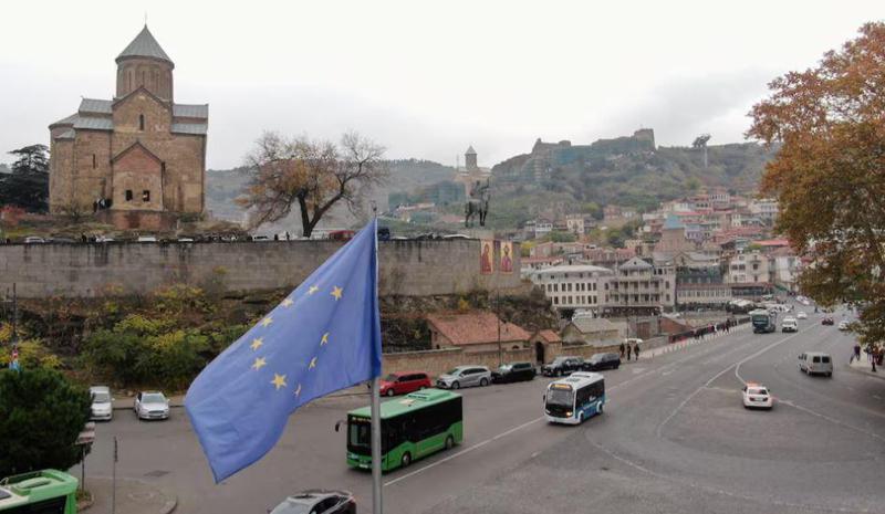 “ხუთი წუთი ავტოკრატიამდე - როგორ გადაუხვია საქართველომ დასავლური გზიდან“ - Reuters საქართველოს შესახებ სტატიას აქვეყნებს