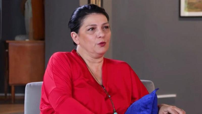 "დედის გარდაცვალების შემდეგ რთული იყო, 10 წლის ვიყავი..." - ია შუღლიაშვილზე ინოლაზე, მსახიობობაზე და  ოჯახზე