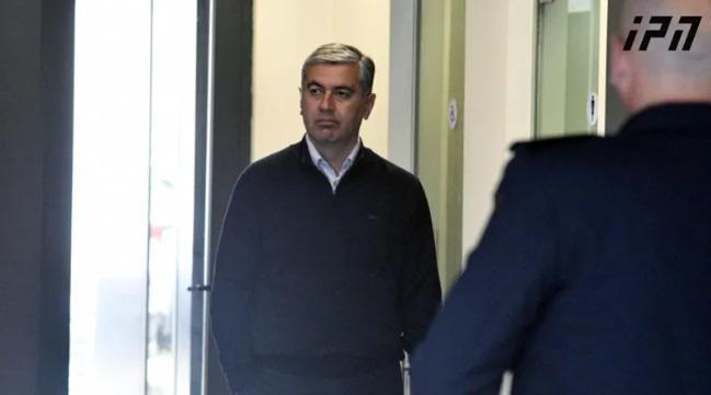 ბუტა რობაქიძის საქმეზე ირაკლი ოქრუაშვილს 7- წლიანი პატიმრობა მიესაჯა, ზურაბ ადეიშვილი კი სასამართლომ გაამართლა