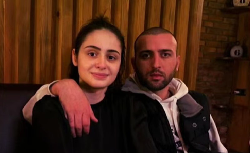 ზუგდიდში 21 წლის ქალზე ძალადობის ბრალდებით მისი ქმარი და მამამთილი დააკავეს - "ძალადობა ჩემი მცირეწლოვანი შვილის თანდასწრებით მოხდა"