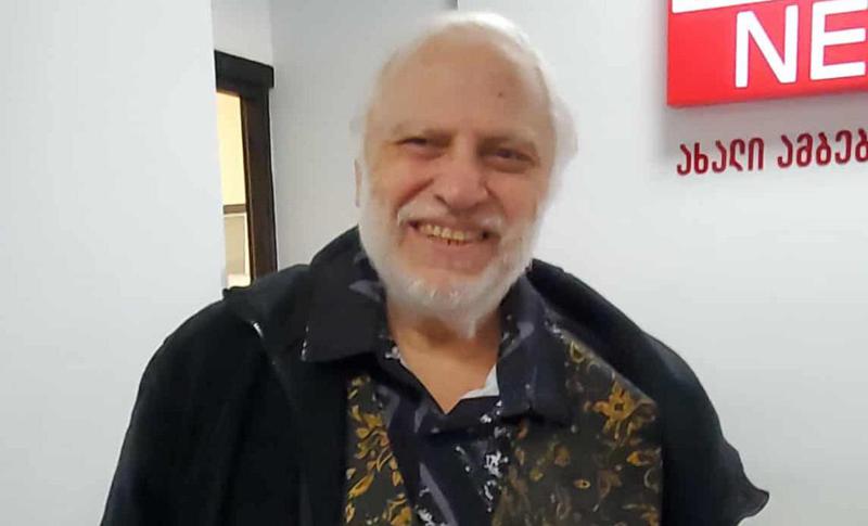 "დაუკარით, იმღერეთ, გიყვარდეთ... თორემ მერე უკვე გვიან იქნება" - როგორ შეიქმნა თემურ ცაგურიას მთავარი ჰიტი და ვინ არის ქალი, ვისაც ის ეძღვნება?