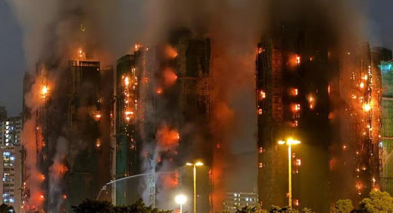 ჰონგ-კონგის კოშმარი: ხანძრის შედეგად დაღუპულთა რიცხვი 65-მდე გაიზარდა, ასობით ადამიანს მაშველები ჯერ ისევ ეძებენ