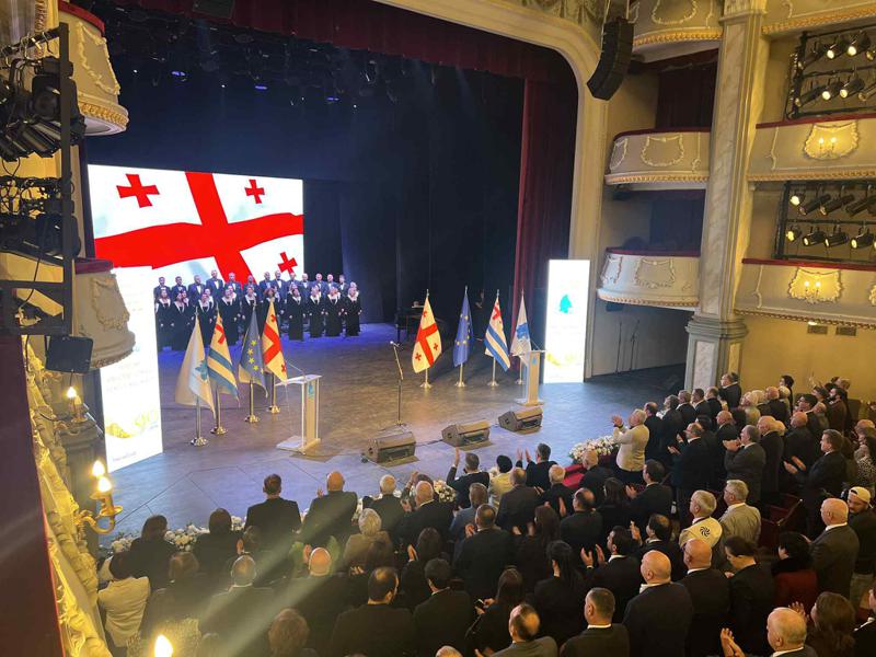 ბათუმის შოთა რუსთაველის სახელმწიფო უნივერსიტეტის 90 წლის იუბილე საზეიმოდ აღინიშნა