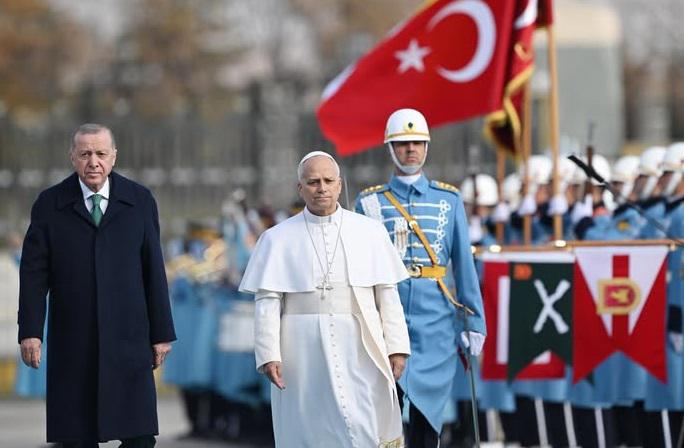 "ახალი მსოფლიო ომი ნაწილობრივ უკვე მიმდინარეობს“ - რომის პაპი თურქეთშია: შეხვედრა ერდოღანთან და ლეო XIV-ის განცხადებები ვიზიტის ფარგლებში