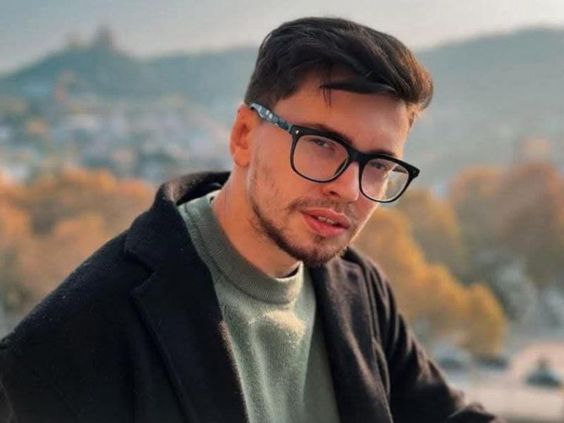 თბილისში ნარკოდანაშაულის ბრალდებით დააკავეს რუსეთის მოქალაქე, რომელსაც ახლობლები ორი დღის განმავლობაში ეძებდნენ - დეტალები