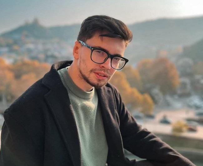 თბილისში ახალგაზრდა კაცი დაიკარგა - ახლობლები საზოგადოებას დახმარებას სთხოვენ