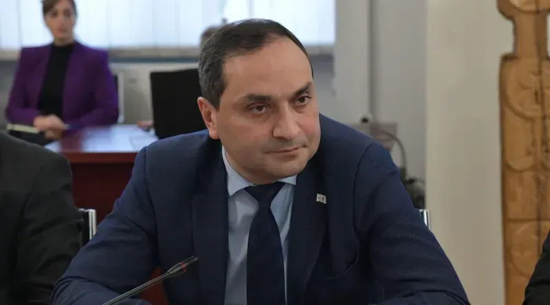 გადავა თუ არა აგრარული მიმართულებები სოხუმის სახელმწიფო უნივერსიტეტში - განათლების მინისტრის მოადგილის განმარტება