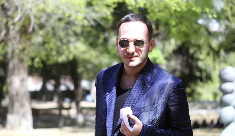 დათუნა სულიკაშვილს საპროცესო შეთანხმება გაუფორმდა - დიზაინერი გლდანის საპატიმროს 9 ივნისს დატოვებს