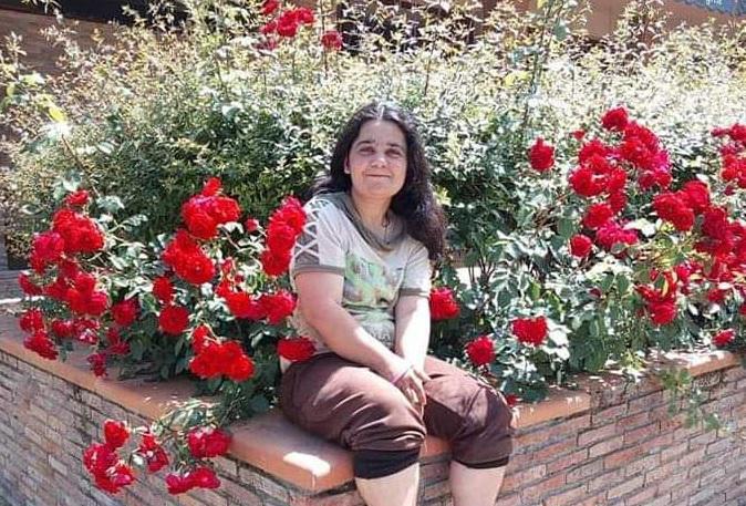 "ტრაგიკულად დაიღუპა ადამიანი, რომელიც ცხოვრებისგან ზედმეტად დაიჩაგრა... პირველი ტორტი 35 წლის ასაკში ჰქონდა, მოწყალებას ითხოვდნენ" - რას ჰყვებიან ავარიისას გარდაცვლილ გოგოზე