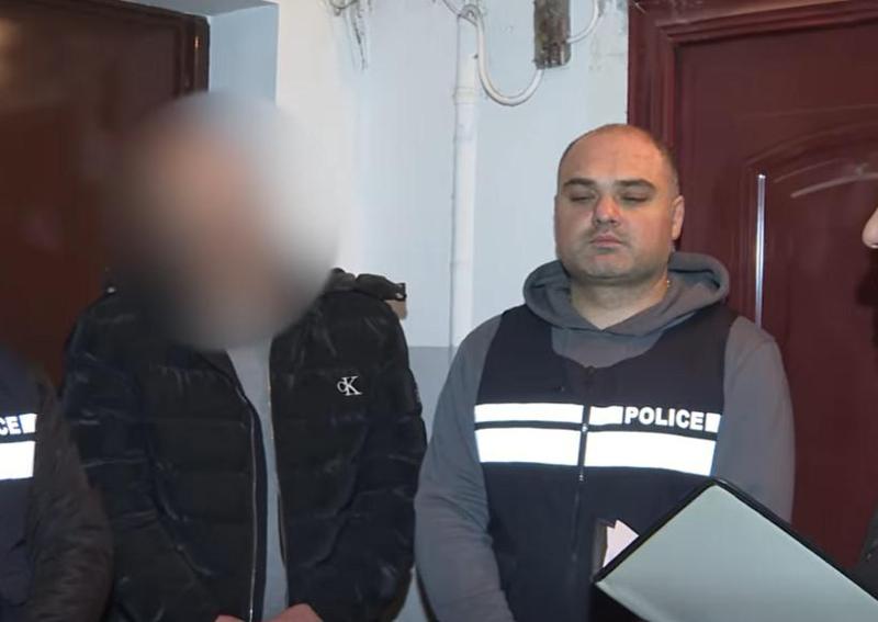 პოლიციამ თბილისში განსაკუთრებით დიდი ოდენობით ნარკოტიკები ამოიღო - დაკავებულია 5 პირი: რა ინფორმაციას ავრცელებს შსს