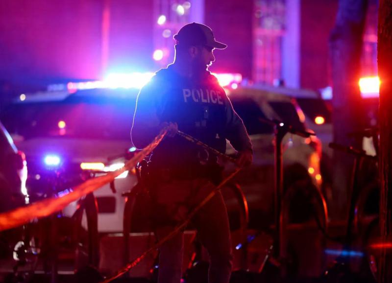 აშშ-ში, შეიარაღებულმა პირმა სტუდენტებს ცეცხლი გაუხსნა - დაიღუპა 2 სტუდენტი, 9 დაჭრილი კლინიკებში გადაიყვანეს