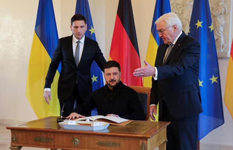 გერმანია უკრაინასთან თავდაცვის სფეროში მჭიდროდ ითანამშრომლებს - რას გულისხმობს 10-პუნქტიანი გეგმა, რომელიც გერმანიამ წარადგინა