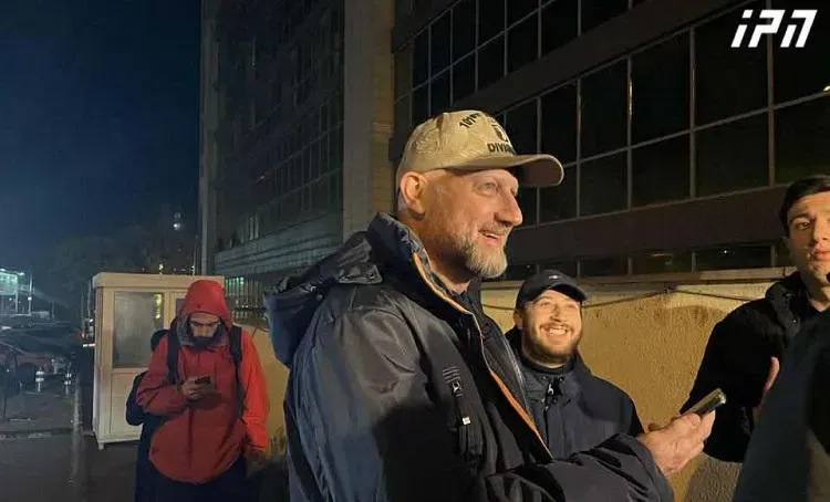 "გირაოზე ჯერ არ მაქვს პოზიცია - დანაშაული, რასაც მედავებიან არის ის, რომ უცხოელებს ველაპარაკები და ხალხს ვეუბნები, პროტესტისთვის ქუჩაში გამოვიდნენ" - ზურაბ ჯაფარიძე