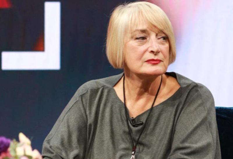 "თუ ერთმანეთი დავკარგეთ, რა აზრი ექნება, ვინ ვის მხარეს არის?! ძალიან ცოტანი ვარ, ამდენი ხალხი კიდევ ქვეყნიდან მიდის, რაც სამწუხაროა..." - მაკა მახარაძე