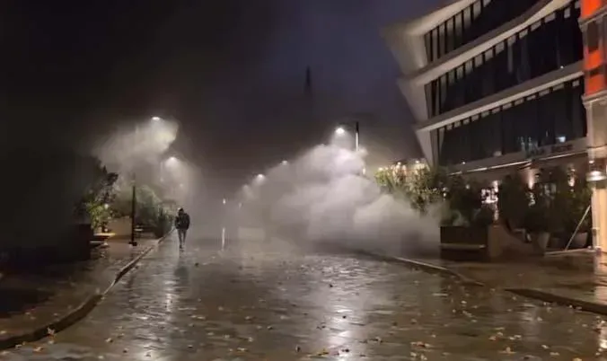 ორბელიანის მოედანზე რამდენიმე მანქანა დაიწვა - რა მოხდა გვიან ღამით?