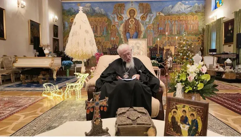 ილია მეორე მოქალაქეებს შობა-ახალ წელს ულოცავს