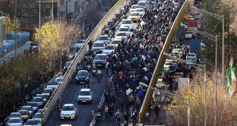 მასშტაბური პროტესტი და არეულობა: რა ხდება ირანში და რამ გამოიწვია აქციები, რასაც მსხვერპლი მოჰყვა?