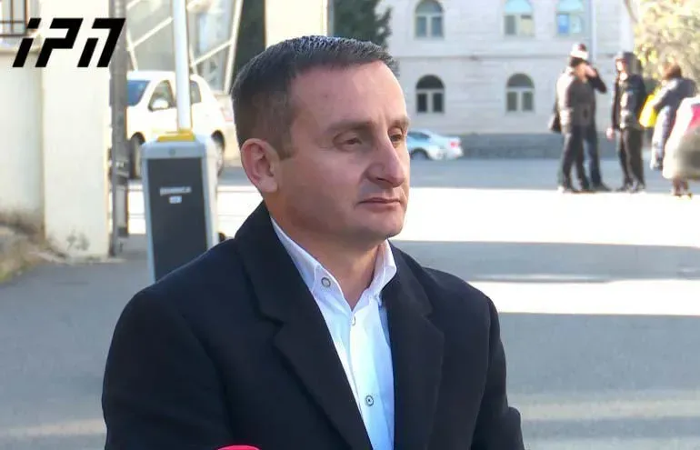 "მე-3 სტადიის სიმსივნე აქვს, ამიტომ დავაყენეთ გირაოს შუამდგომლობა" - ვაკის კორტებთან მომხდარ მკვლელობაში ბრალდებული