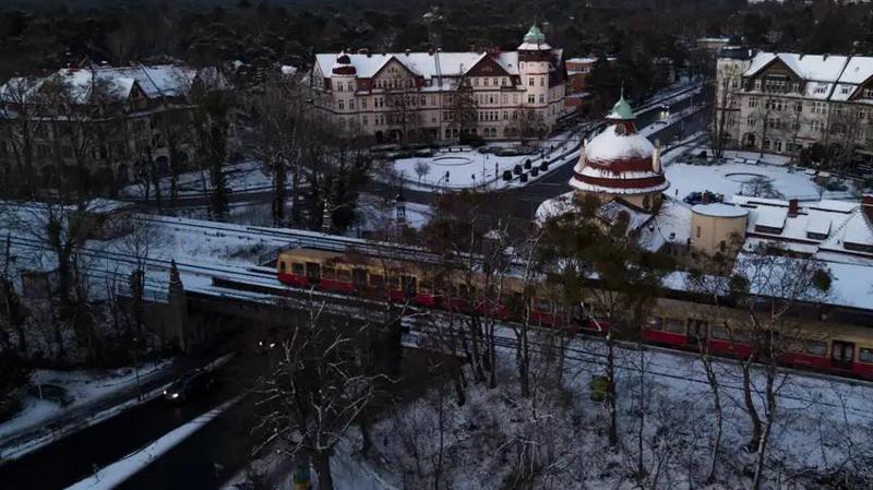 საბოტაჟის გამო, 25 500 ოჯახი და 1 200 საწარმო კვლავ ელექტროენერგიის გარეშეა დარჩენილი - რა მოხდა ბერლინში?
