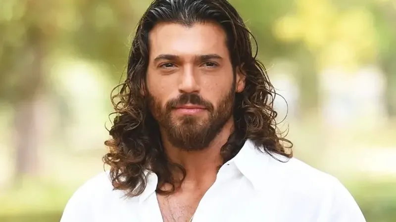 სტამბოლში ცნობილი თურქი მსახიობი ჯან იამანი დააკავეს - რას ედავება მას გამოძიება