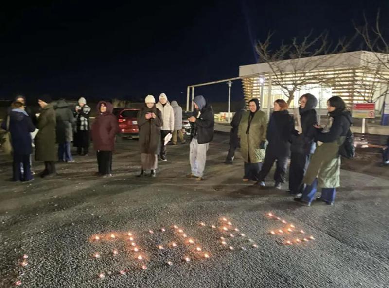“იბრძოლეთ, სანამ გვიანი არ არის“ - მზია ამაღლობელის მხარდასაჭერად რუსთავის ქალთა კოლონიასთან აქცია გაიმართა