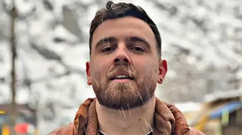 26 წლის ირანელ ბიჭზე, რომელსაც სიკვდილით დასჯა ემუქრება, ჯერჯერობით არაფერია ცნობილი - რას წერს BBC?