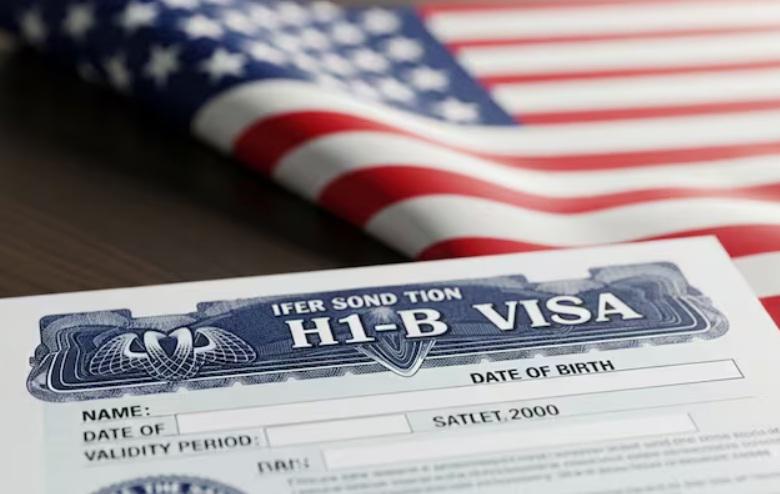 აშშ საიმიგრაციო ვიზების გაცემას საქართველოს მოქალაქეებისთვისაც შეაჩერებს - როდიდან შევა ძალაში განკარგულება